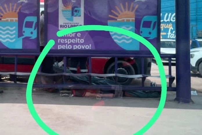 Homem é encontrado morto em ponto de ônibus na BR-104, em Rio Largo