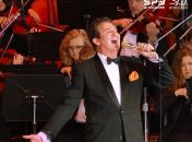 Rick Michel apresenta espetáculo Sinatra Forever em Maceió