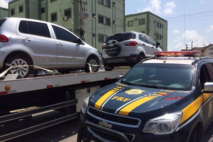 Veículos roubados de igrejas católicas do interior de Alagoas foram recuperados no final da manhã desta quinta-feira