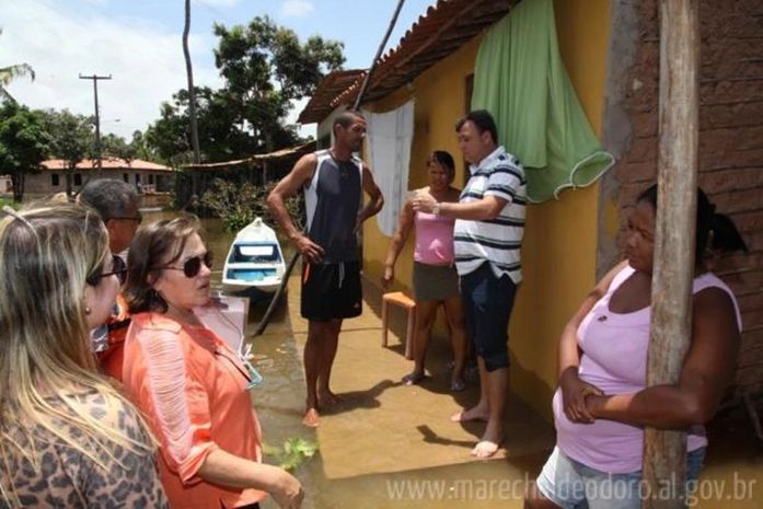 Prefeito vai a povoado Riacho Velho