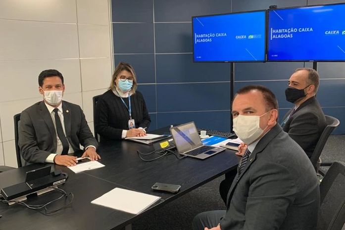 Em reunião com a Caixa, Rodrigo recebe prestação de contas sobre situação dos processos no Pinheiro e demais bairros