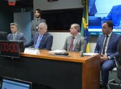 Sob a coordenação de Alfredo Gaspar, Comissão do Colapso do Solo aprova requerimentos com pedidos de informações e visitas técnicas