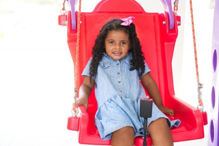 Prefeitura entrega Centro de Educação Infantil e reforça transformação social do bairro Manoel Teles