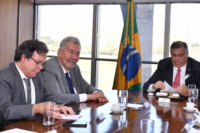 Deputado Paulão se reúne com ministro da Justiça, desembargador Tutmés Airan e autoridades alagoanas