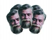 Máscara de Fábio Assunção é aposta de sucesso no Carnaval e causa polêmica