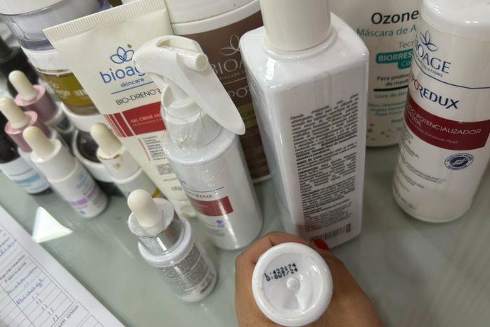 Clínica de estética que usava produtos vencidos em pacientes é interditada na Serraria