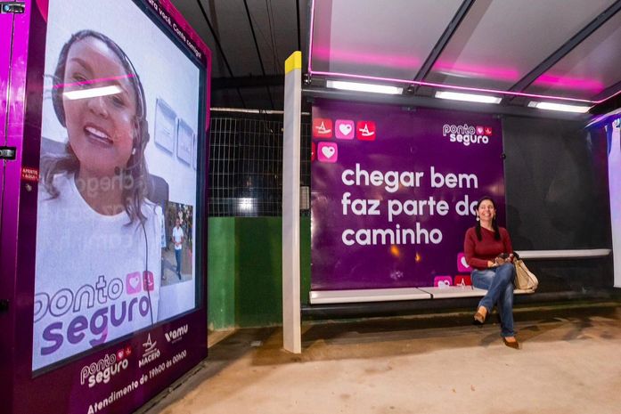 JHC apresenta Ponto Seguro e reforça combate à violência contra mulheres que usam transporte público