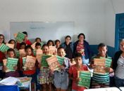 Programa 'Escola 10' foi entregue aos alunos de oito unidades.