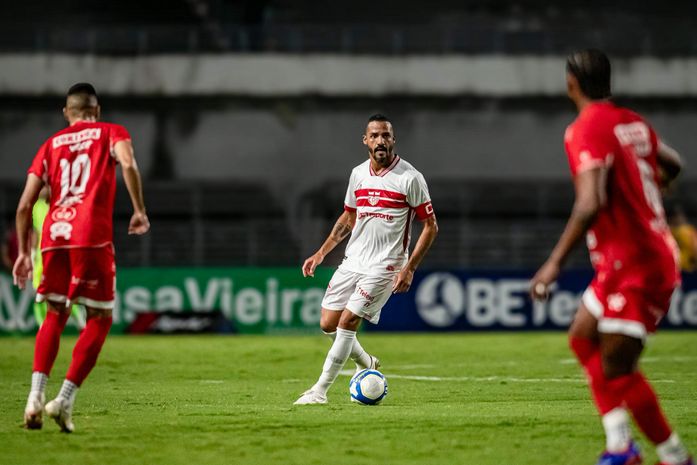 Campeonato Alagoano: CRB tropeça e só empata com o Penedense no Rei Pelé

