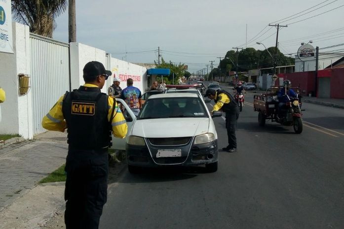 Com a chegada das festas de fim de ano, SMTT orienta sobre perigos do transporte clandestino