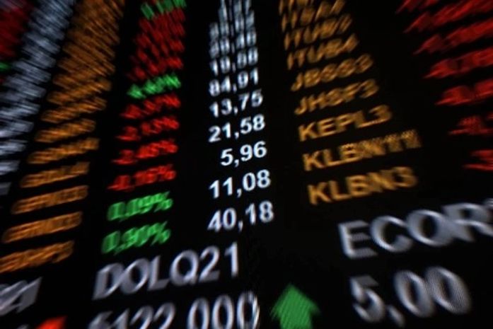 Petrobras derrete na Bolsa após anúncio de lucro e dividendos menores