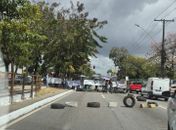 Trabalhadores do Veredas voltam a interditar Fernandes Lima na quarta semana de greve