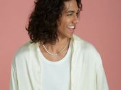 Cantautor pernambucano Lucas Mamede debuta no mercado fonográfico com seu aguardado álbum de estreia 'Já ouviu falar de amor?'