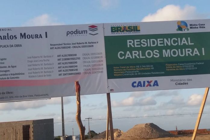 Conjunto Carlos Moura, onde serão construídas 96 casas populares: ordem de serviço assinada