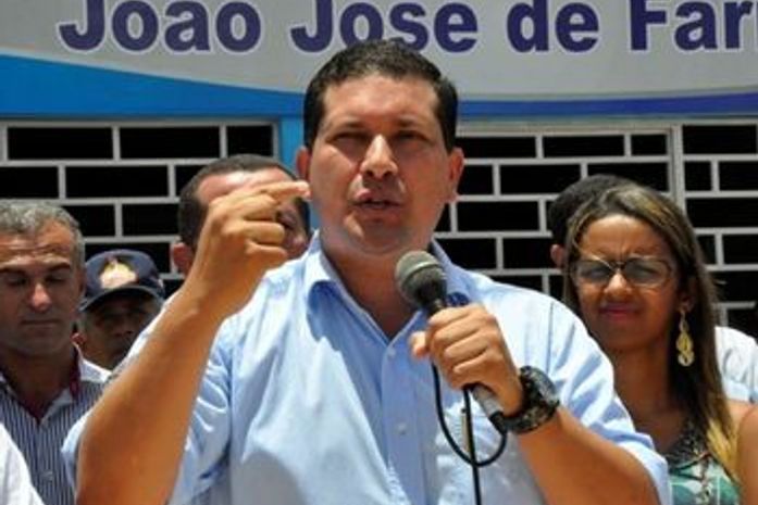 Acusado de desviar dinheiro, ex-prefeito de Girau do Ponciano cumprirá prisão domiciliar