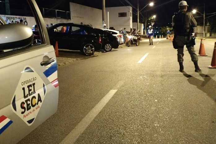 Lei Seca: três condutores são presos por embriaguez ao volante