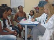 Escola pública recebe serviços sociais da Quadrangular