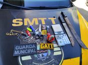 DMTT de Maceió flagra veículo transportando maconha e armas brancas, nas ruas do Centro