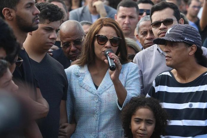 Flordelis cita calúnias e defende os filhos após morte de marido