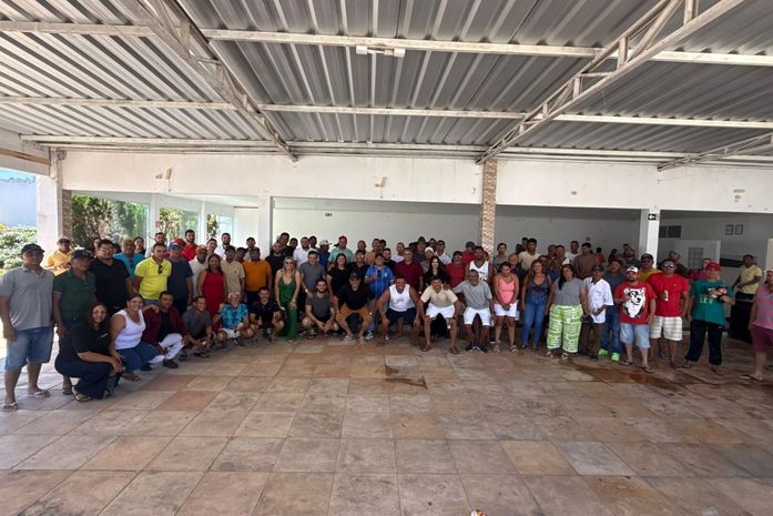 Prefeita Ziane Costa realiza café da manhã com servidores da infraestrutura e limpeza pública