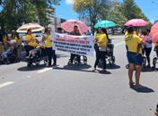 Protestos bloqueiam Fernandes Lima e trânsito fica travado nesta terça-feira (19)