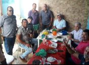 Oziel Barros e Carlos Alberto Canuto (ambos de boné) numa festa aperitivada com política