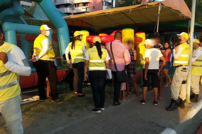 Criança e adolescente são encaminhados para abrigo após denuncia de turistas na Orla de Maceió