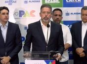 Arthur Lira divide palanque com adversários políticos e diz que Alagoas está acima de tudo