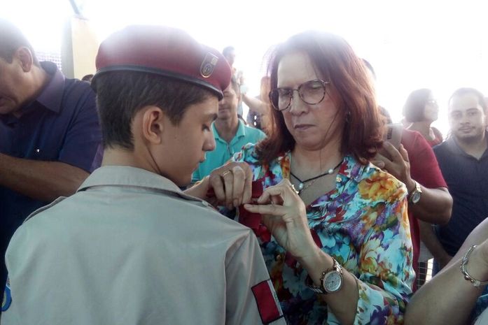 Professora Graça participa de formatura de alunos da Escola Militar Tiradentes