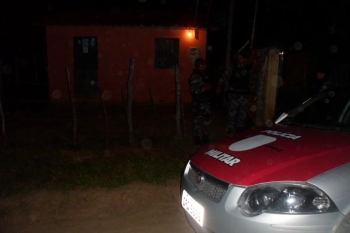 Idoso é assassinado a tiros dentro da própria casa, em Palmeira dos Índios