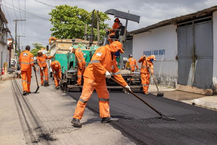 Alguns trabalhadores atuam em obras da Prefeitura de Maceió há 50 anos