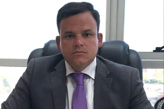 Advogado Napoleão Lima Júnior