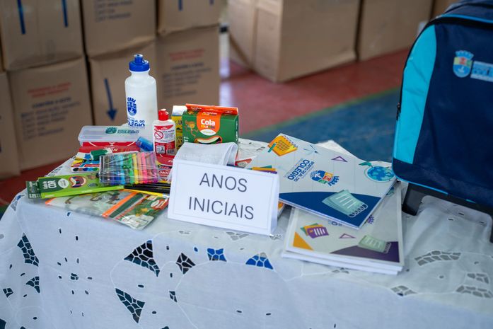 Porto Real do Colégio dá início à entrega de kits de material escolar nas escolas municipais