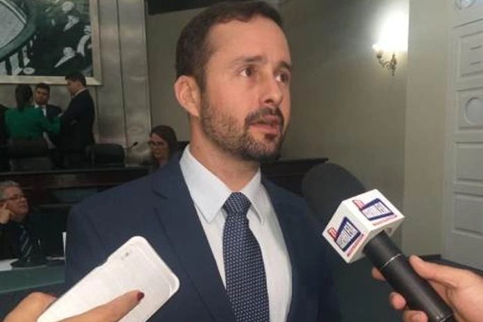 Deputado Bruno Toledo