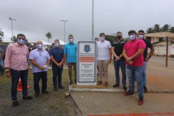 Prefeitura inaugura pavimentação da Avenida Divaldo Suruagy, na Barra Nova