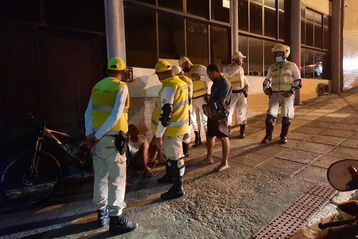 Agentes do Ronda no Bairro prendem em flagrante homem que furtou bicicleta no Centro  