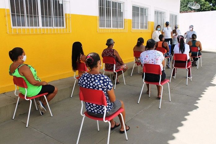 Moradoras do Campo Redondo recebem serviços do SCFV da SEMDSH Penedo