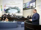 “Não existe Alagoas forte sem municípios fortes”: Fernando Pereira ressalta desafios regionais e trajetória política, em discurso na ALE