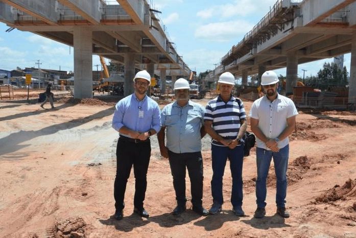 Diretoria de Engenharia do TCE fiscaliza obra do viaduto da PRF
