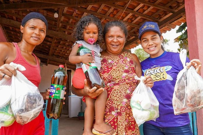 Peixe na Mesa: Prefeitura de Traipu realiza tradicional entrega de peixes e alimentos da Semana Santa