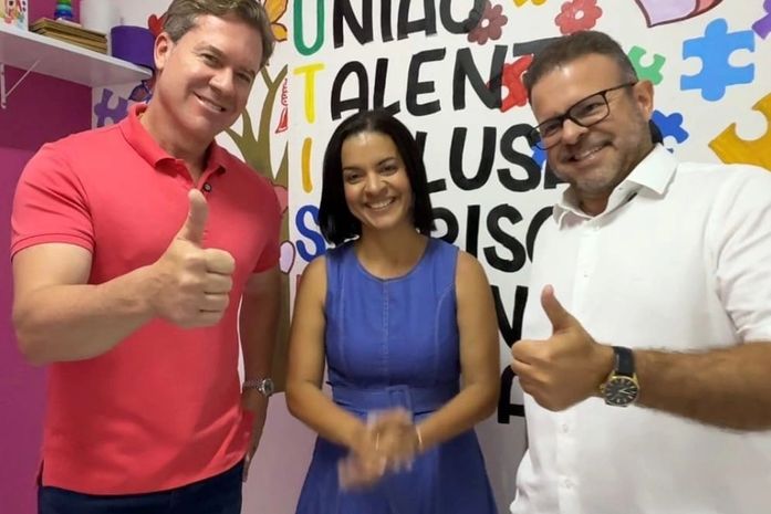 Marx Beltrão participa da inauguração da nova sede do Instituto Abrace, em Satuba, ao lado de Léo Loureiro