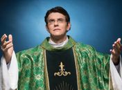 Padre Reginaldo Manzotti lança livro em Maceió e faz encontro com fãs 