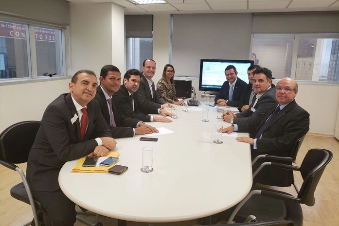 Em Brasília, prefeito Kil garante recursos para creches e quadras públicas