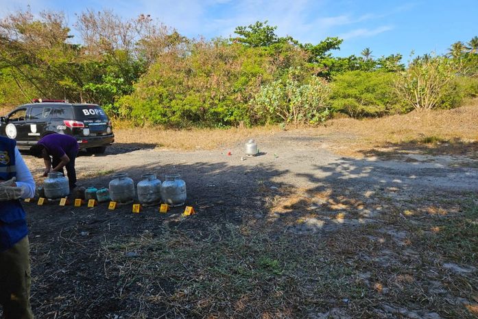 Peritos do Instituto de Criminalística realizam últimas coletas de gases para investigação de explosão em Maceió