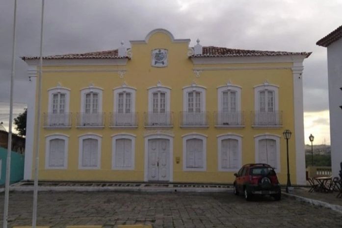 Prefeitura de Penedo anuncia edital para concurso público