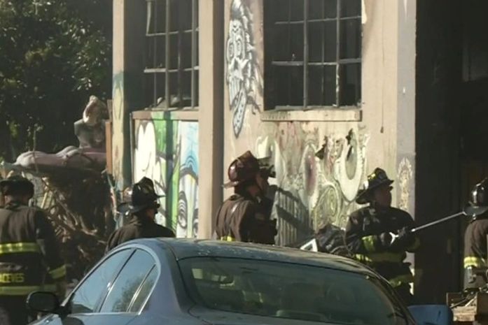Número de mortos em incêndio na cidade de Oakland aumenta para 24