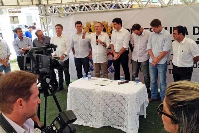 Primeira pesquisa registrada para Governo e Senado