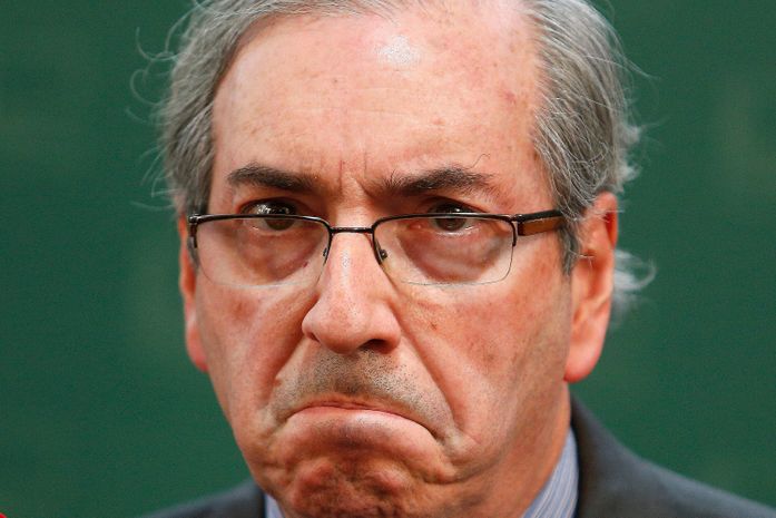 Cunha: encurralado?