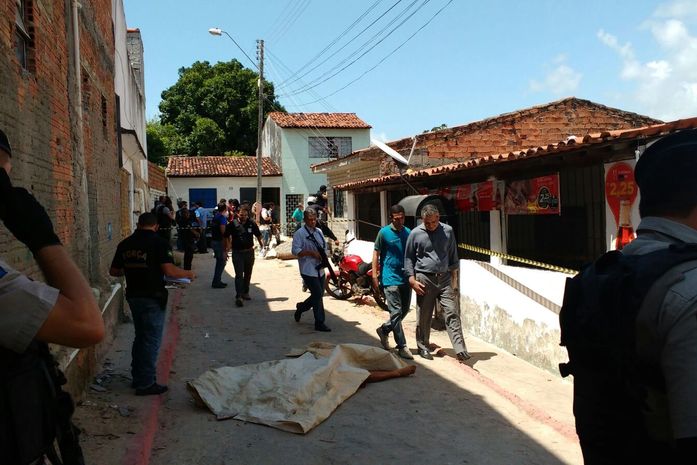 Militares são mortos no Barro Duro
