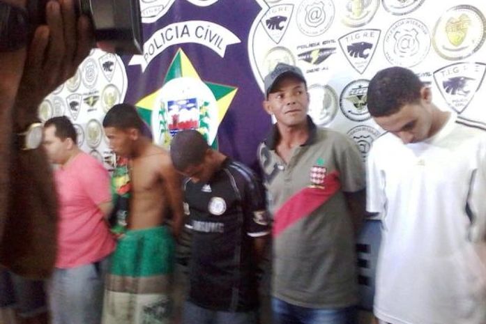 Polícia apresentou suspeitos presos